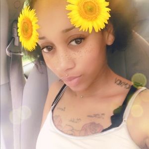 Meet your Posher, Raven